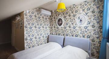 Фото номера Двухместный номер с 2 отдельными кроватями Гостиница Biblioteka Boutique Hotel г. Вологда 6