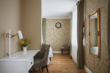 Фото номера Двухместный номер с 2 отдельными кроватями Гостиница Biblioteka Boutique Hotel г. Вологда 11